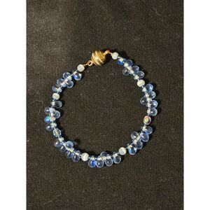 Blue & White Glass Bead Bracelet With Magnetic Gold Clasp